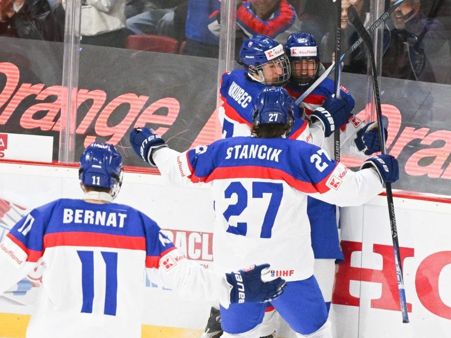 Historické víťazovo, obrovský skalp: Mladí Slováci zdolali favorizovanú Kanadu na úvod MS do 18 rokov