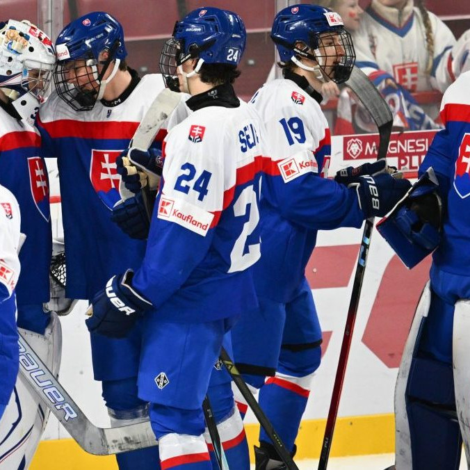 Radosť hráčov Slovenska po skončení zápasu s Nórskom.