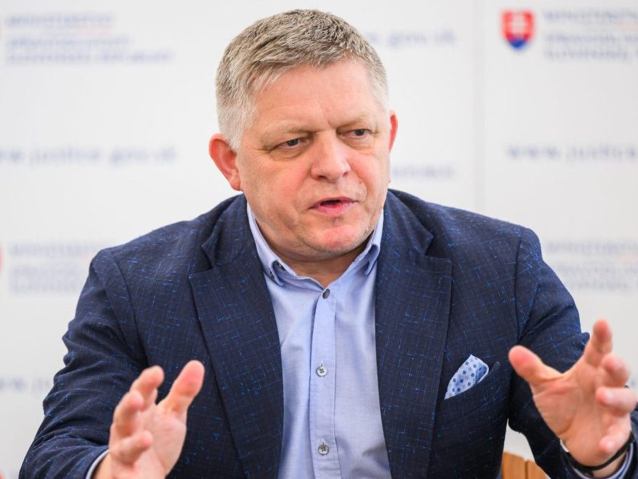 Na snímke predseda vlády SR Robert Fico (Smer-SD).