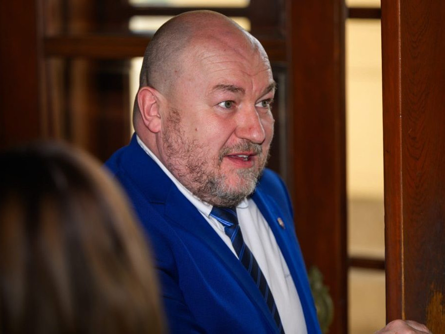 Minister cestovného ruchu a športu SR Rudolf Huliak.