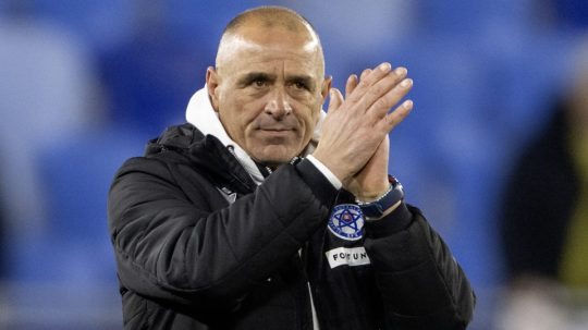Tréner slovenskej reprezentácie Francesco Calzona.