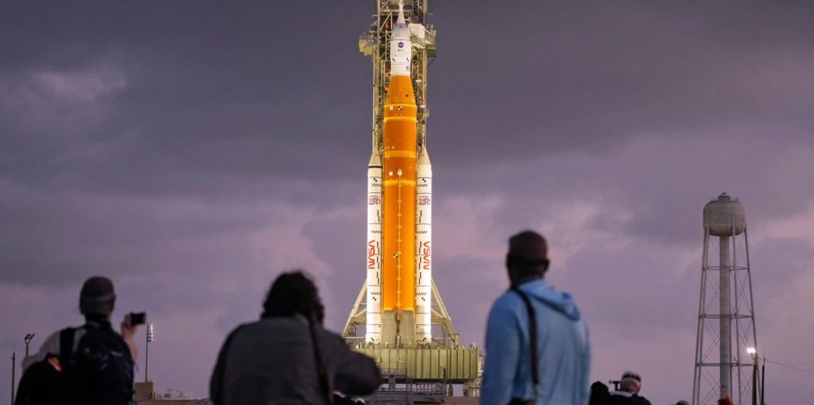 Raketa pre misiu Artemis II.