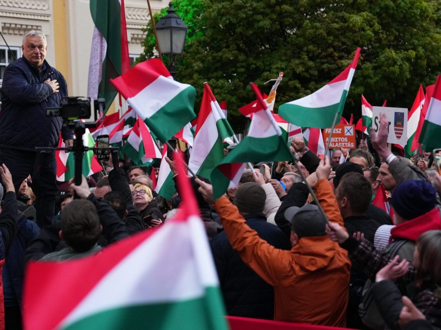 volebné zhromaždenie v Maďarsku