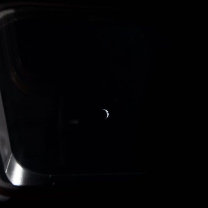 Snímka Mesiaca, ktorú z kozmickej lode Orion poslali na Zem.