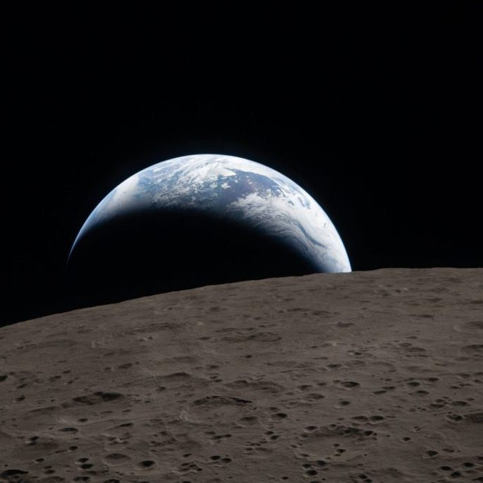 Zem a Mesiac na zábere z misie Artemis II.