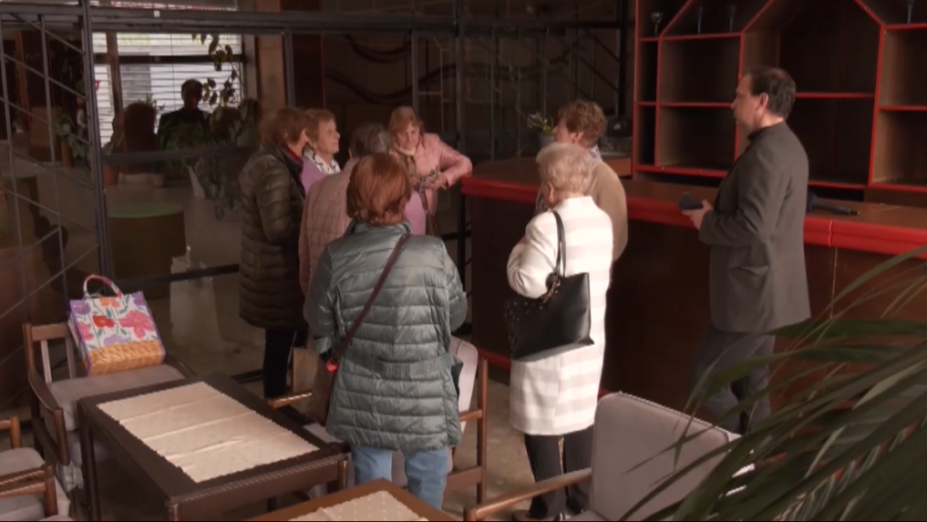 Na snímke dôchodkyne.