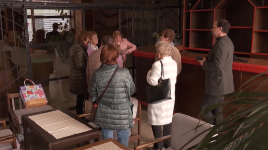 Na snímke dôchodkyne.