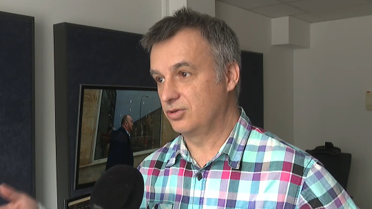 Na snímke redaktor Brada.