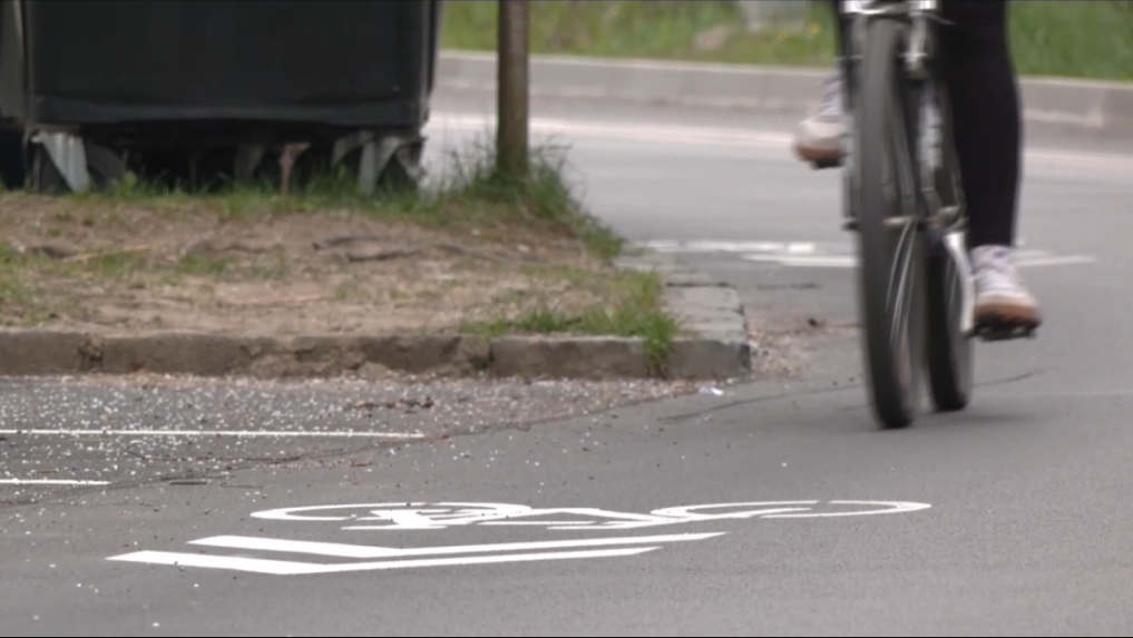 Nové piktogramy znázorňujú koridor pre cyklistov.