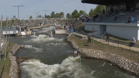 Divoká voda v Čunove.