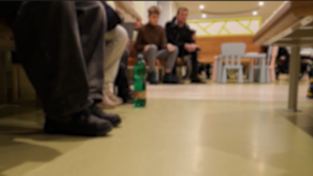 Na snímke pacienti.