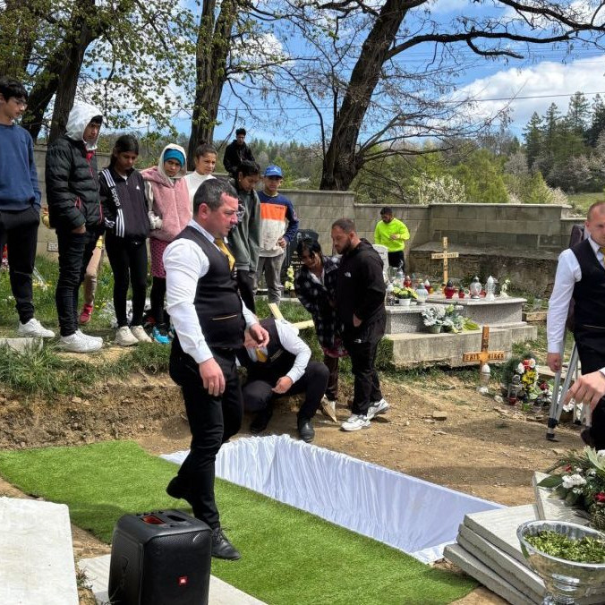 Na snímke pohreb v Bijacovciach.