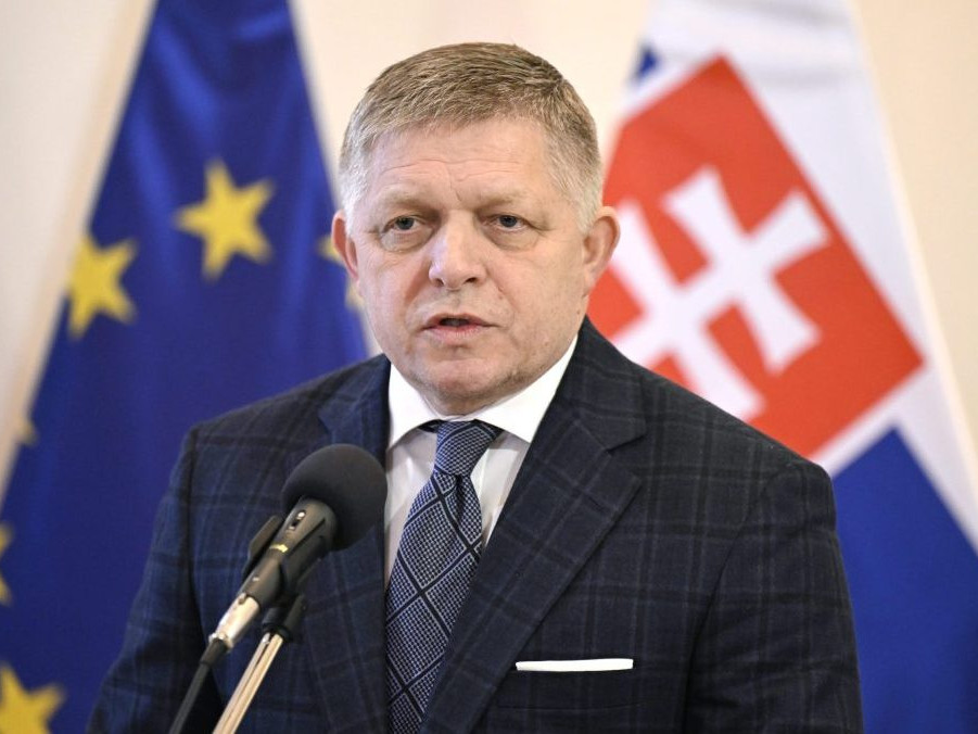 Na snímke Robert Fico.