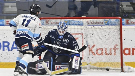 Joshua Lawrence a Tyler Parks