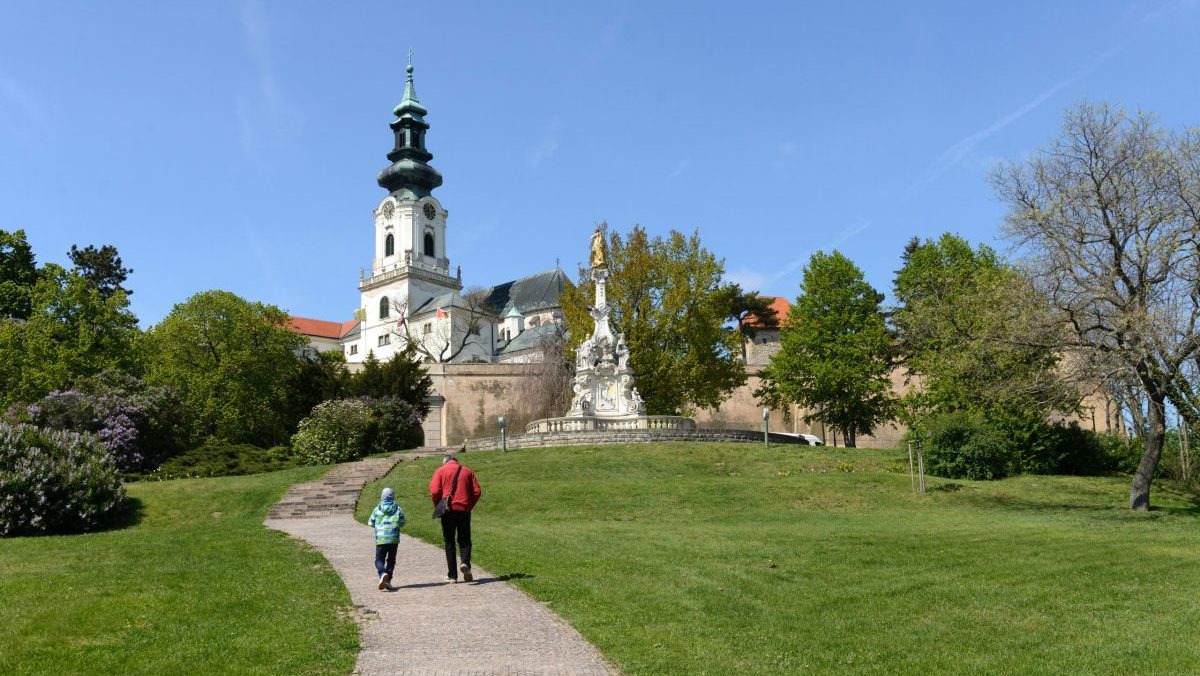 Relikvie sv&auml;t&eacute;ho Cyrila, najhrub&scaron;ia i najmen&scaron;ia kniha: Ak&eacute; ďal&scaron;ie poklady skr&yacute;va Nitriansky hrad?