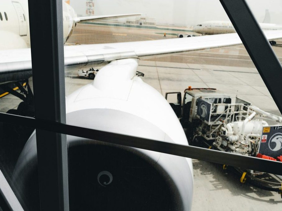 Na ilustračnej snímke lietadlo.