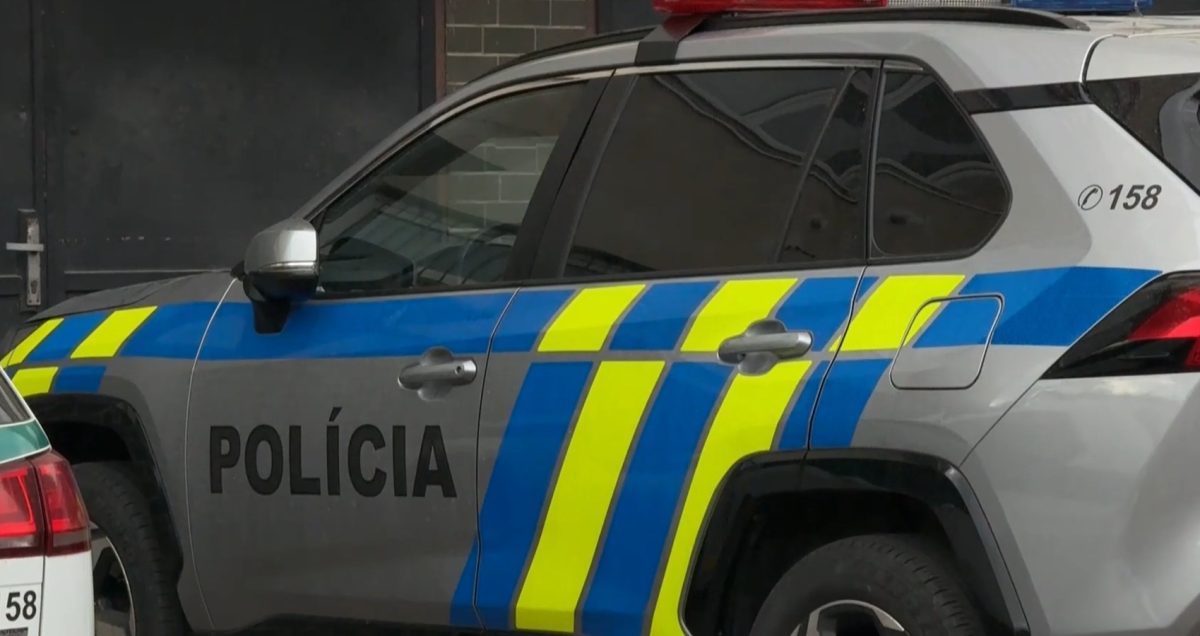 Len &scaron;tvorročn&yacute; chlapec priniesol do &scaron;k&ocirc;lky v Seredi použit&eacute; injekčn&eacute; ihly. Spolu s ďal&scaron;&iacute;m &scaron;k&ocirc;lkarom nimi poranil ostatn&eacute; deti