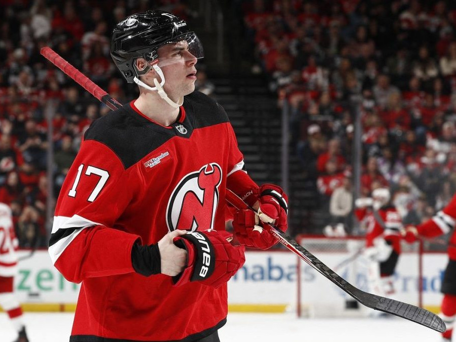 Šimon Nemec v drese New Jersey Devils.