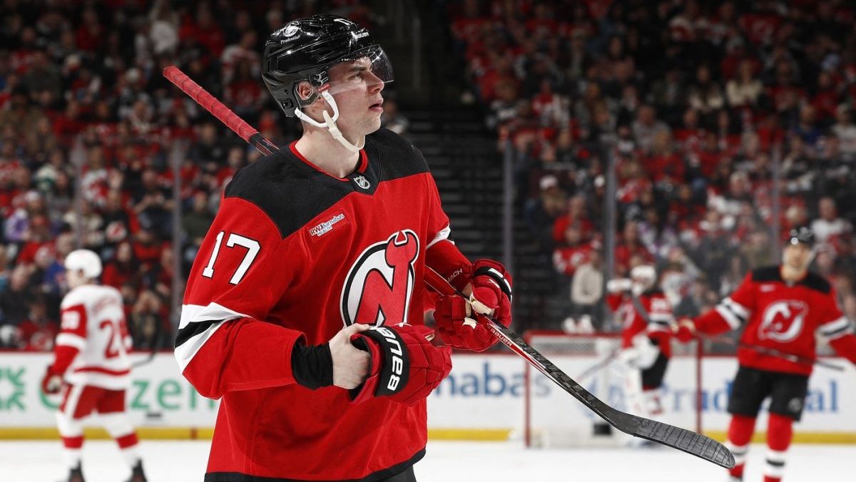 Črt&aacute; sa pre Slovensko posila na MS z NHL? New Jersey s Nemcom si v play-off nezahraj&uacute;, Slafkovsk&yacute; prekonal m&eacute;tu