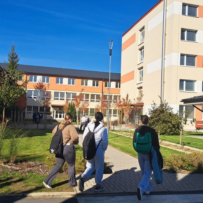 Na ilustračnej snímke školský kampus v Starej Ľubovni.