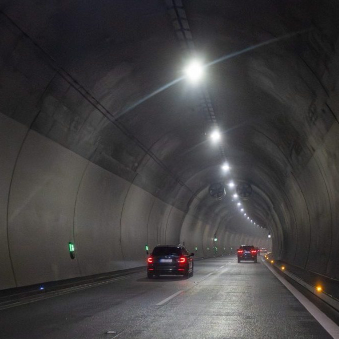 Na ilustračnej snímke tunel Višňové.