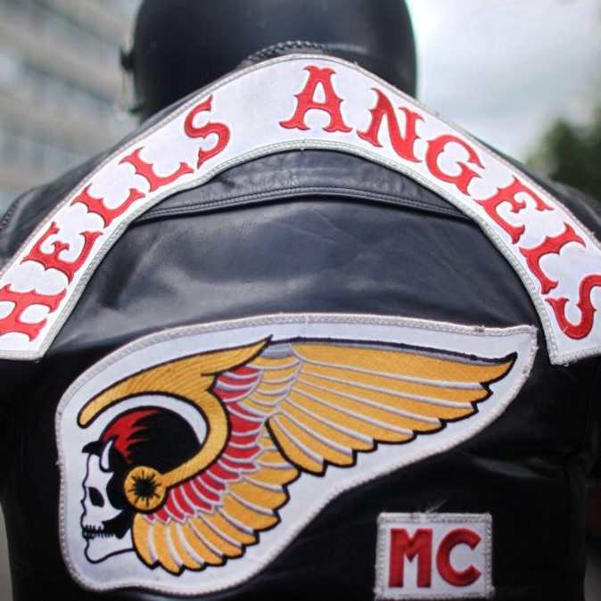 Na archívnej snímke zo 14. júla 2012 člen motorkárskemu klubu Hells Angels vo Frankfurte nad Mohanom.