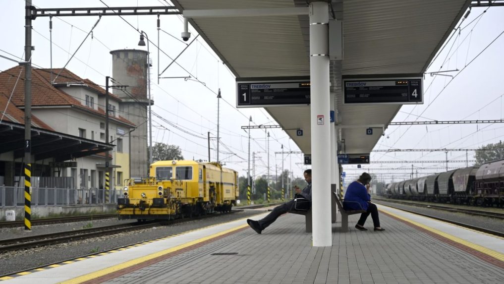 Na ilustračnej snímke železničná stanica.