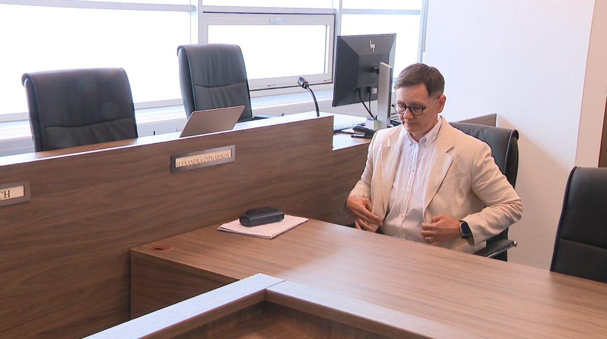 Najvy&scaron;&scaron;&iacute; s&uacute;d sa po Ficovom trestnom ozn&aacute;men&iacute; na sudkyňu Z&aacute;lesk&uacute; ohradil, hovor&iacute; o ohrozen&iacute; s&uacute;dnictva