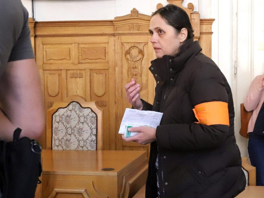 Renátu Dibdiakovú, podozrivú z podpory terorizmu, odsúdili za ohrozovanie mravnej výchovy mládeže, dostala podmienku