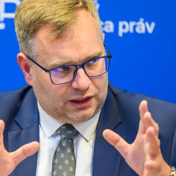 Verejný ochranca práv Róbert Dobrovodský.