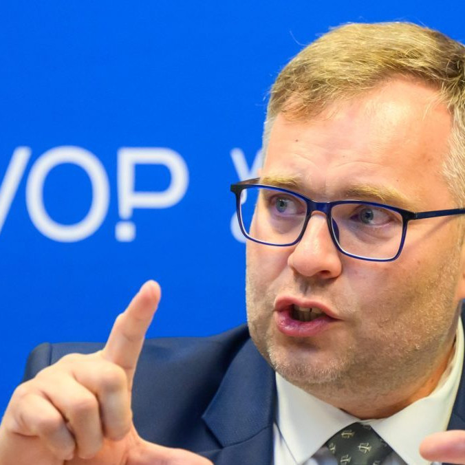 Ombudsman R. Dobrovodský napadol podmienky registrácie cirkví: Limit 50-tisíc veriacich označil za prakticky nesplniteľný