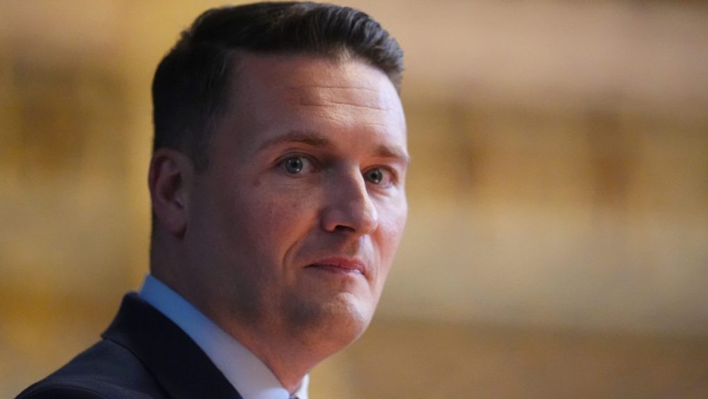 Bývalý britský minister zdravotníctva Wes Streeting.