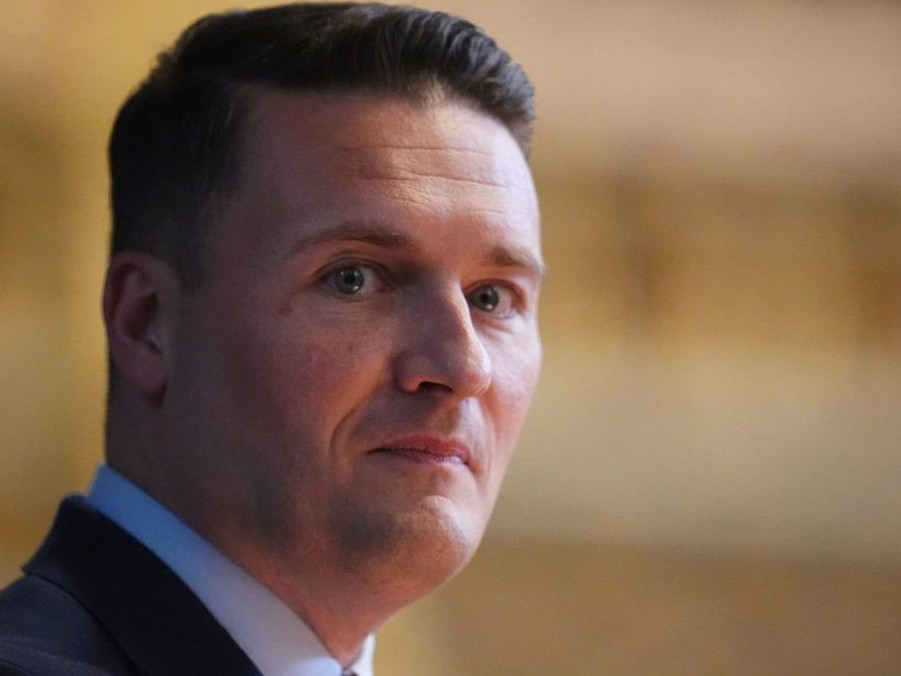 Bývalý britský minister zdravotníctva Wes Streeting.