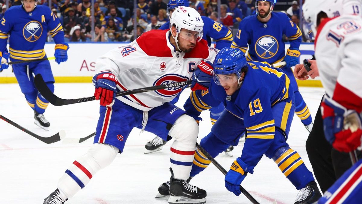 NHL: Slafkovsk&yacute; zahasil suchoty a bodoval, jeho Montrealu to v&scaron;ak na v&yacute;hru nestačilo