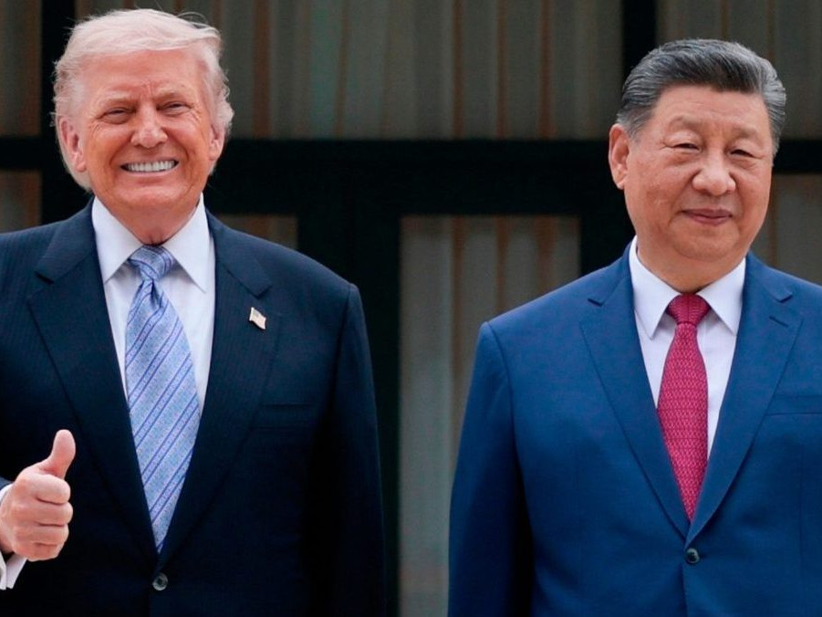 Americký prezident Donald Trump a čínsky prezident Si Ťin-pching.