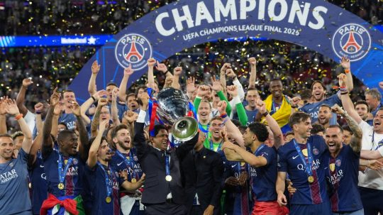 Parížania obhájili titul v LM ako druhý klub v 21. storočí.