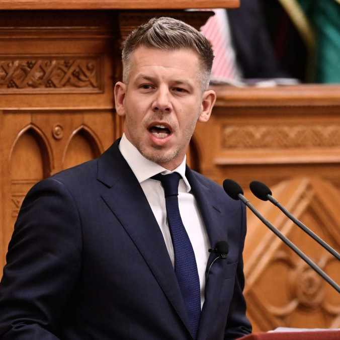 Péter Magyar rozpráva počas ustanovujúceho zasadnutia parlamentu Maďarska