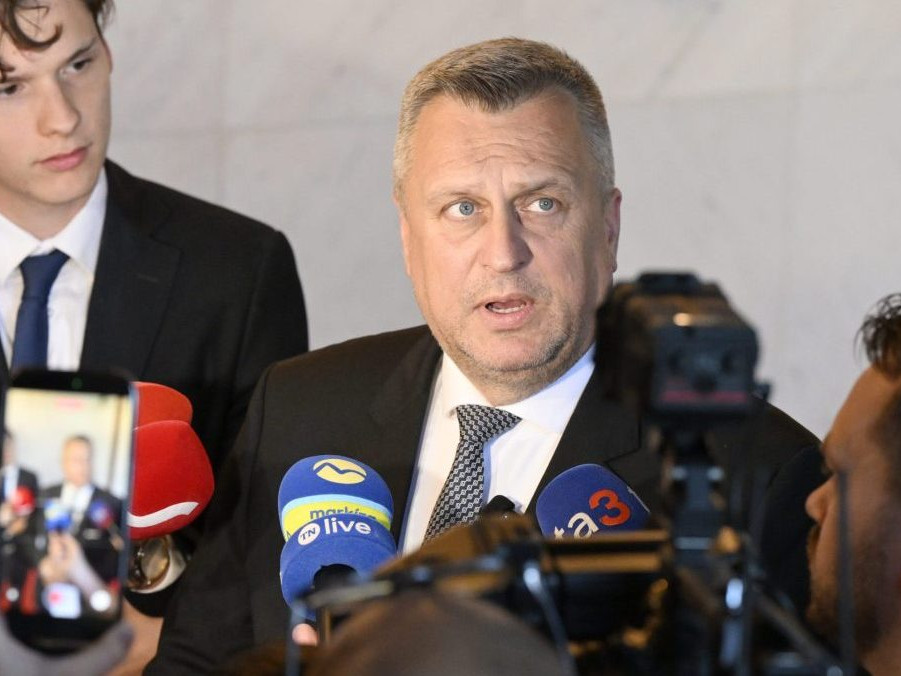 Na snímke podpredseda parlamentu Andrej Danko.