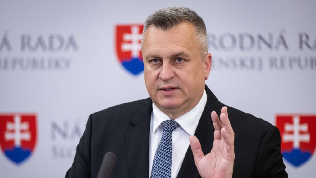 Na snímke predseda SNS Andrej Danko.