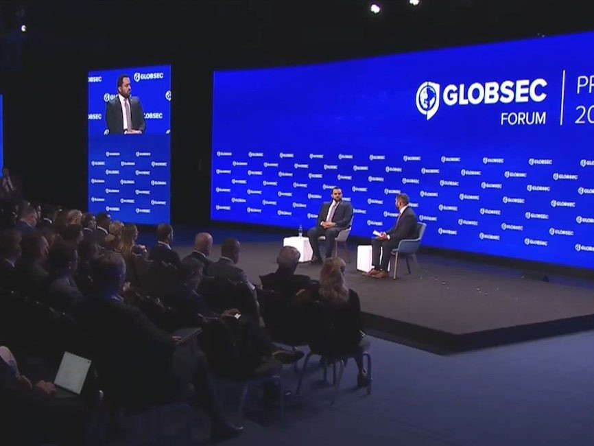 Na ilustračnej snímke Globsec.