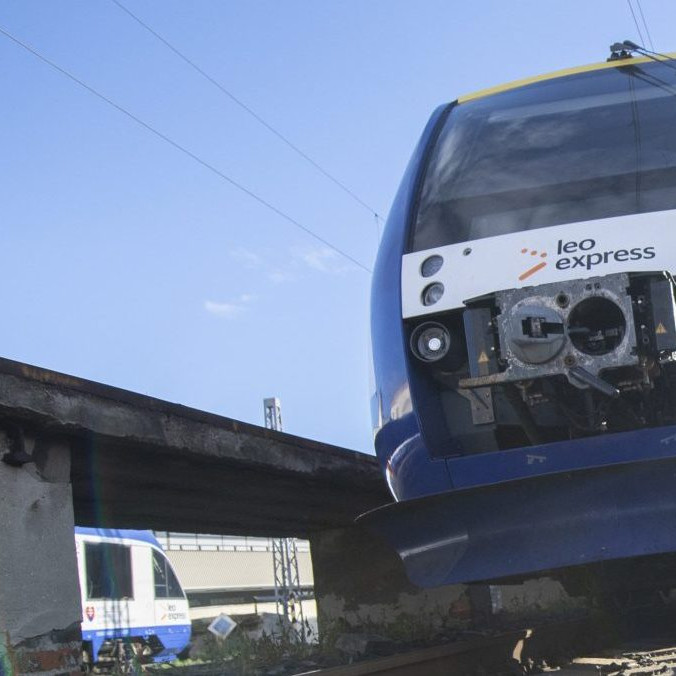 Na ilustračnej snímke rušeň vlaku Leo Express.