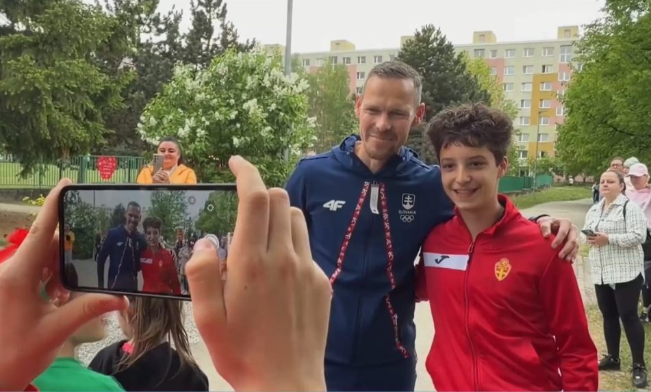 Matej Tóth prišiel medzi žiakov v Žiline.