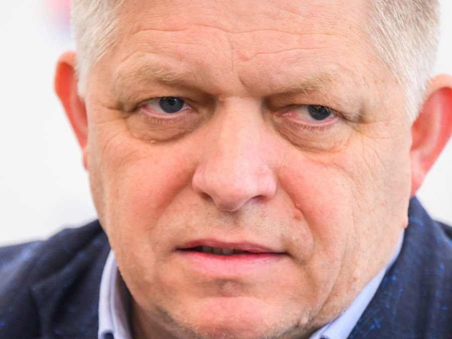 Na snímke Robert Fico.