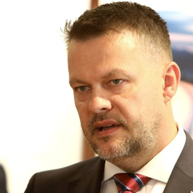 Minister investícií Samuel Migaľ.