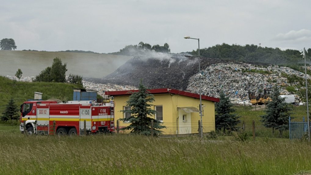 požiar skládky