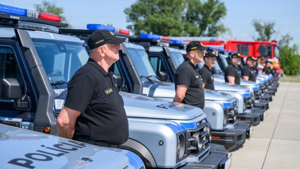 Nové policajné vozidlá.