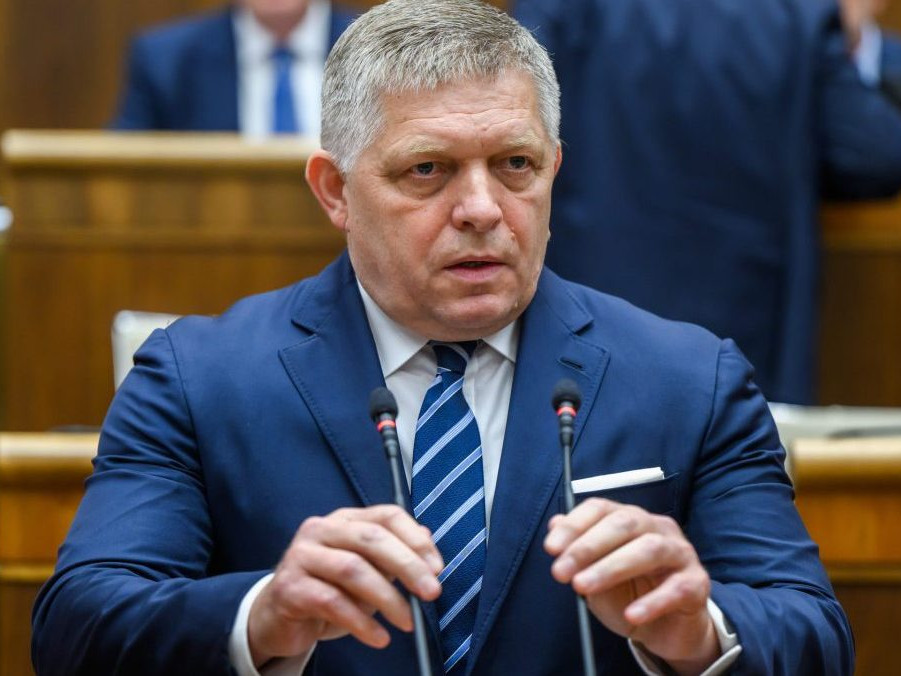 Predseda vlády SR Robert Fico.