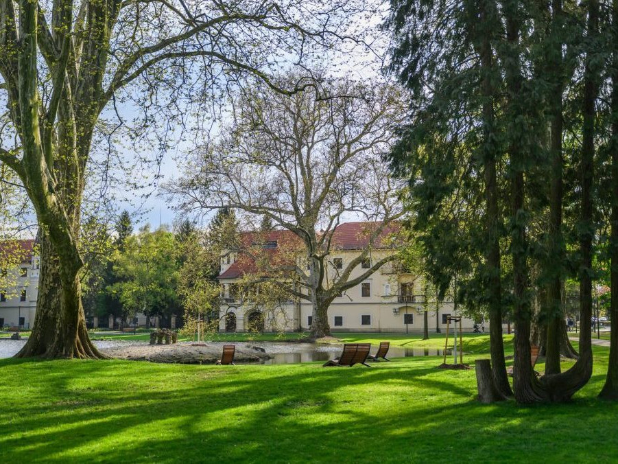 Zrekonštruovaný Kaštieľsky park v Stupave.