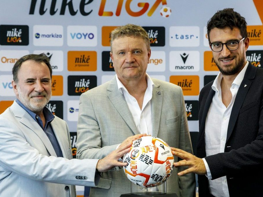 nová lopta Niké liga