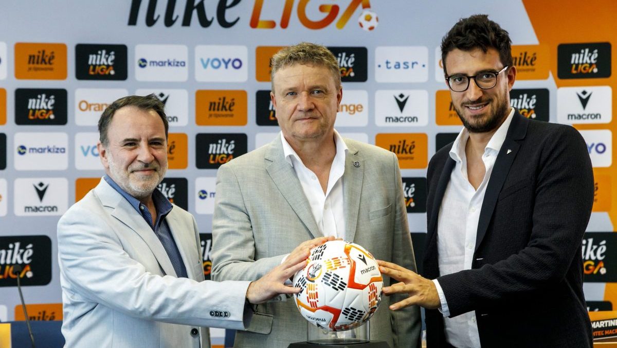Nik&eacute; liga bude mať prv&yacute;kr&aacute;t loptu s vlastn&yacute;m dizajnom. Po dvoch rokoch bud&uacute; hrať v&scaron;etky kluby na svojich &scaron;tadi&oacute;noch